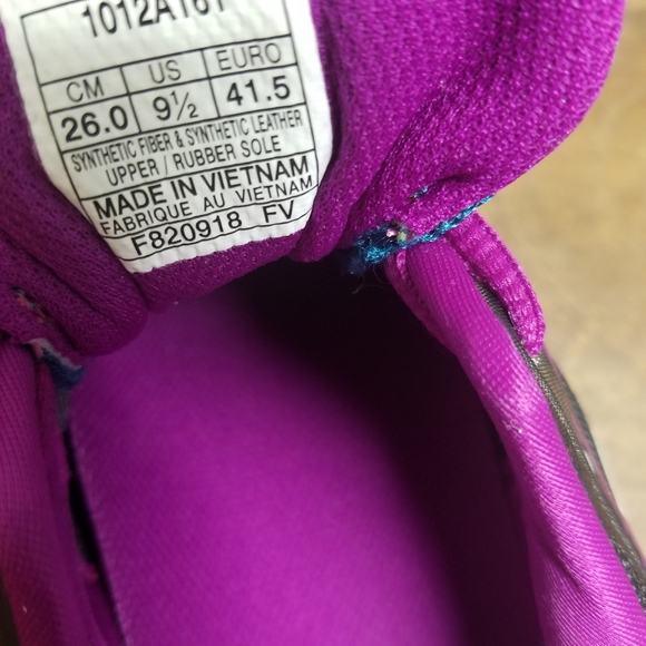 Asics - Picture 3 of 6